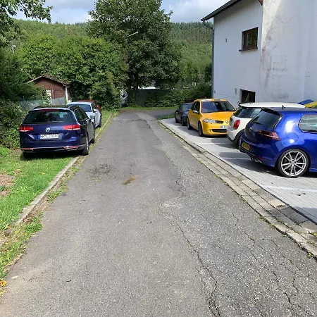 Nordschleife 公寓 *